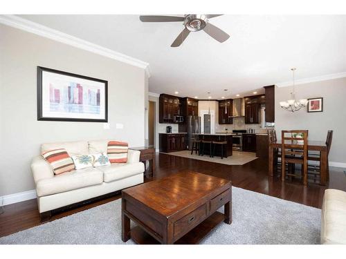 328 Killdeer Way, Fort Mcmurray, AB - Indoor Photo Showing Living Room