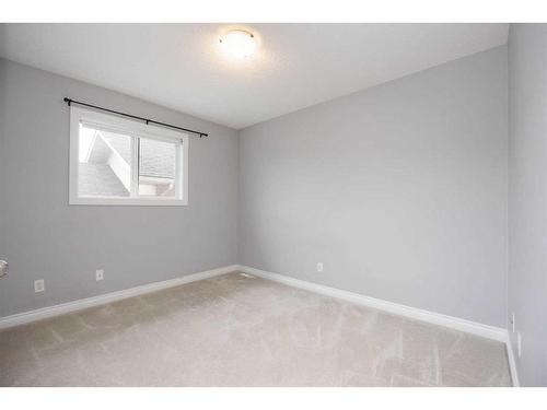 251 Laffont Way, Fort Mcmurray, AB - Indoor Photo Showing Other Room