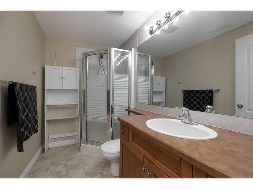 251 Laffont Way, Fort Mcmurray, AB - Indoor Photo Showing Bathroom