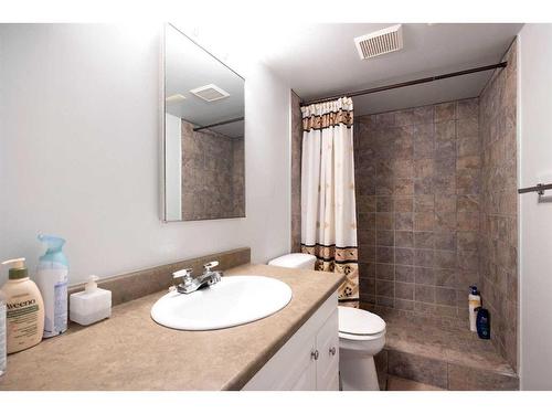 20 Centennial Drive, Fort Mcmurray, AB - Indoor Photo Showing Bathroom