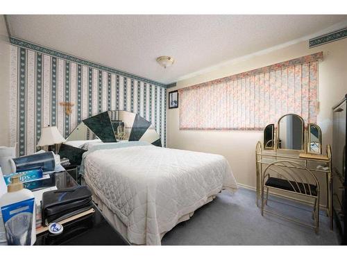 20 Centennial Drive, Fort Mcmurray, AB - Indoor Photo Showing Bedroom