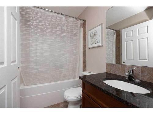 117 Merganser Place, Fort Mcmurray, AB - Indoor Photo Showing Bathroom