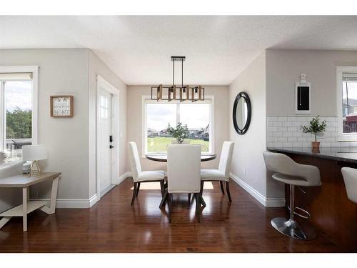 117 Merganser Place, Fort Mcmurray, AB - Indoor Photo Showing Dining Room