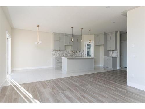 149 Shalestone Place, Fort Mcmurray, AB - Indoor Photo Showing Kitchen With Upgraded Kitchen