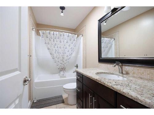 152 Snowy Owl Way, Fort Mcmurray, AB - Indoor Photo Showing Bathroom