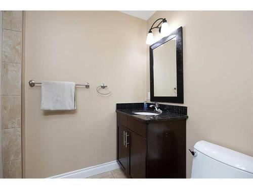 152 Snowy Owl Way, Fort Mcmurray, AB - Indoor Photo Showing Bathroom