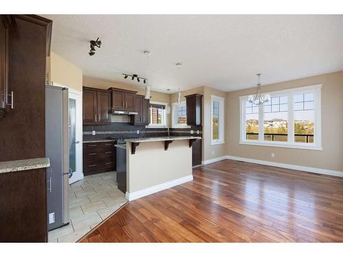 152 Snowy Owl Way, Fort Mcmurray, AB - Indoor Photo Showing Kitchen