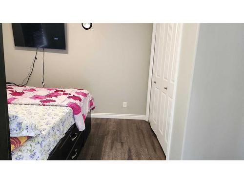 203-248A Grosbeak Way, Fort Mcmurray, AB - Indoor Photo Showing Bedroom