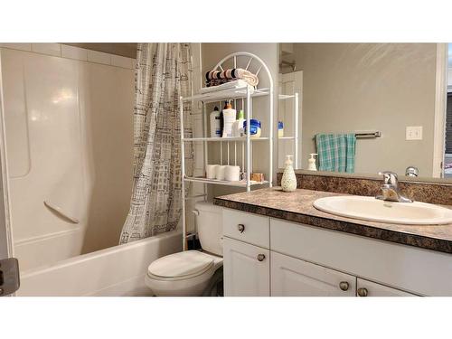 203-248A Grosbeak Way, Fort Mcmurray, AB - Indoor Photo Showing Bathroom