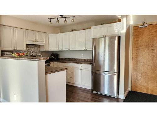 203-248A Grosbeak Way, Fort Mcmurray, AB - Indoor Photo Showing Kitchen