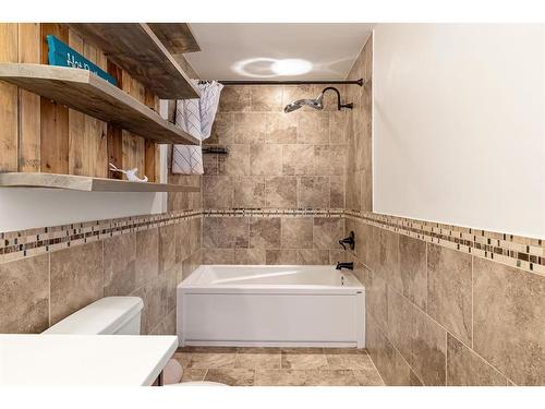 197 Ross Haven Drive, Fort Mcmurray, AB - Indoor Photo Showing Bathroom