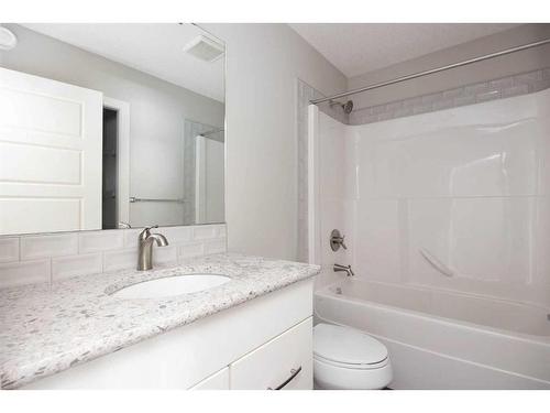 147 Prospect Drive, Fort Mcmurray, AB - Indoor Photo Showing Bathroom