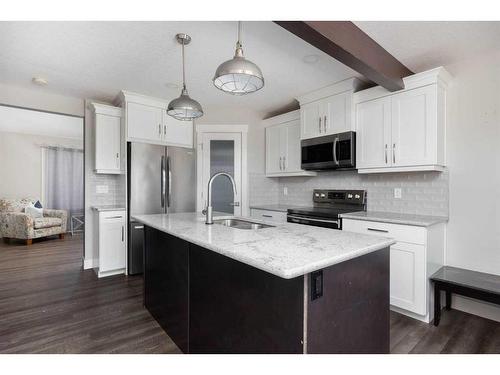 147 Prospect Drive, Fort Mcmurray, AB - Indoor Photo Showing Kitchen With Upgraded Kitchen