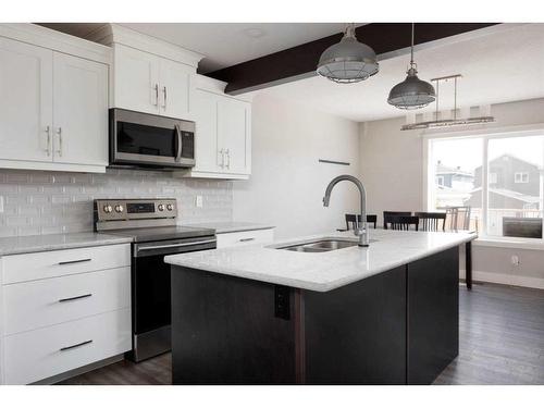 147 Prospect Drive, Fort Mcmurray, AB - Indoor Photo Showing Kitchen With Double Sink