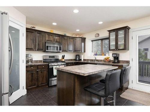 101 Trillium Road, Fort Mcmurray, AB - Indoor Photo Showing Kitchen