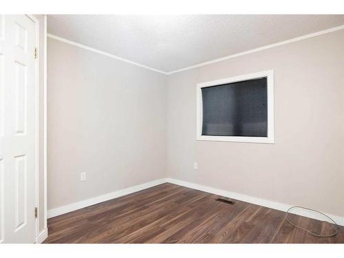 132 Gregoire Crescent, Fort Mcmurray, AB - Indoor Photo Showing Other Room