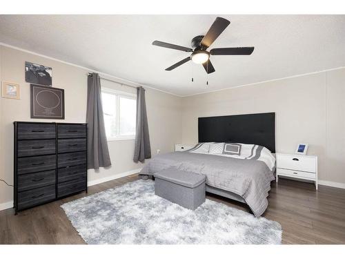 280 Gregoire Crescent, Fort Mcmurray, AB - Indoor Photo Showing Bedroom