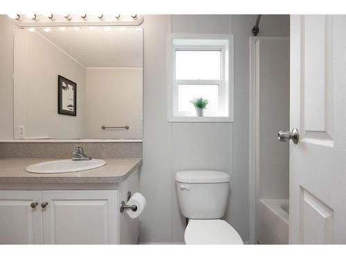 280 Gregoire Crescent, Fort Mcmurray, AB - Indoor Photo Showing Bathroom