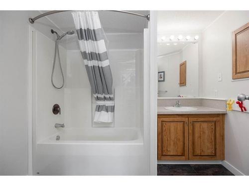 280 Gregoire Crescent, Fort Mcmurray, AB - Indoor Photo Showing Bathroom