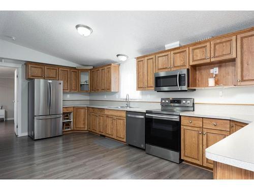 280 Gregoire Crescent, Fort Mcmurray, AB - Indoor Photo Showing Kitchen With Stainless Steel Kitchen