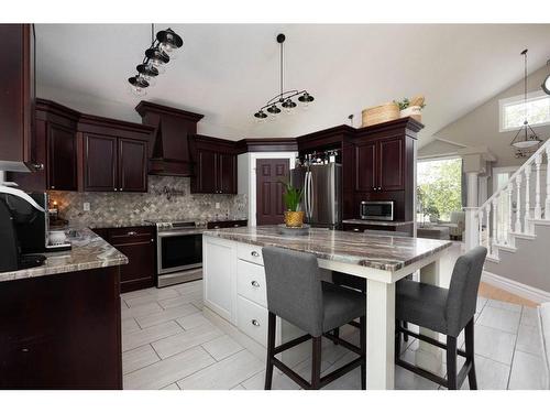 151 Berard Crescent, Fort Mcmurray, AB - Indoor Photo Showing Kitchen With Upgraded Kitchen