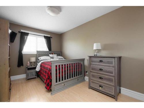 151 Berard Crescent, Fort Mcmurray, AB - Indoor Photo Showing Bedroom