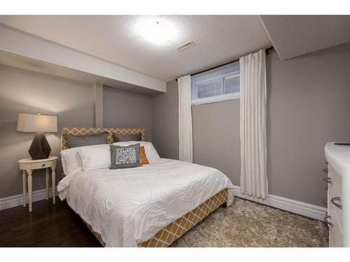 151 Berard Crescent, Fort Mcmurray, AB - Indoor Photo Showing Bedroom