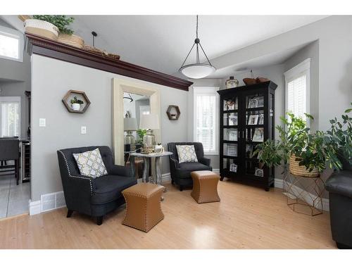 151 Berard Crescent, Fort Mcmurray, AB - Indoor Photo Showing Living Room