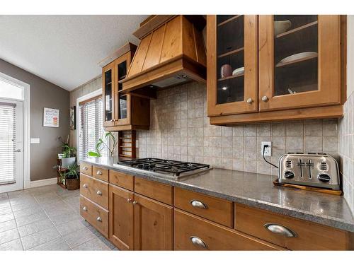 345 Sandpiper Road, Fort Mcmurray, AB - Indoor Photo Showing Kitchen