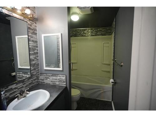 101 Bird Crescent, Fort Mcmurray, AB - Indoor Photo Showing Bathroom