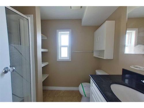 112 Caouette Crescent, Fort Mcmurray, AB - Indoor Photo Showing Bathroom