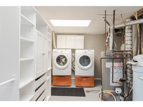 150 Bird Crescent, Fort Mcmurray, AB - Indoor Photo Showing Laundry Room