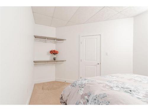 490 Pacific Crescent, Fort Mcmurray, AB - Indoor Photo Showing Bedroom