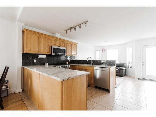 490 Pacific Crescent, Fort Mcmurray, AB - Indoor Photo Showing Kitchen With Stainless Steel Kitchen