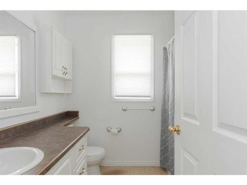 152 Webb Drive, Fort Mcmurray, AB - Indoor Photo Showing Bathroom