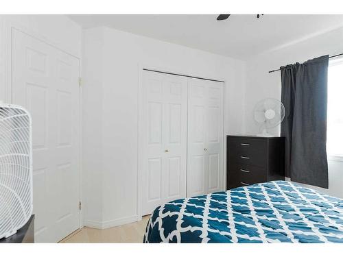 152 Webb Drive, Fort Mcmurray, AB - Indoor Photo Showing Bedroom