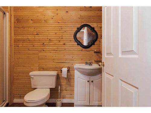 152 Webb Drive, Fort Mcmurray, AB - Indoor Photo Showing Bathroom