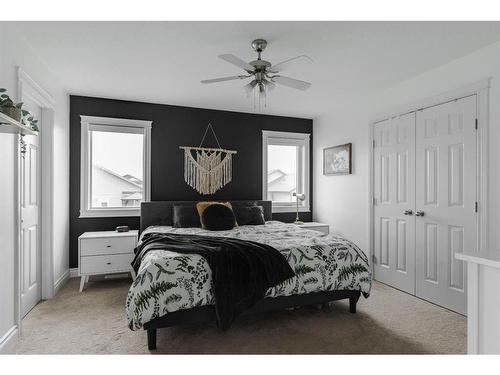 176 Mountain Avens Crescent, Fort Mcmurray, AB - Indoor Photo Showing Bedroom