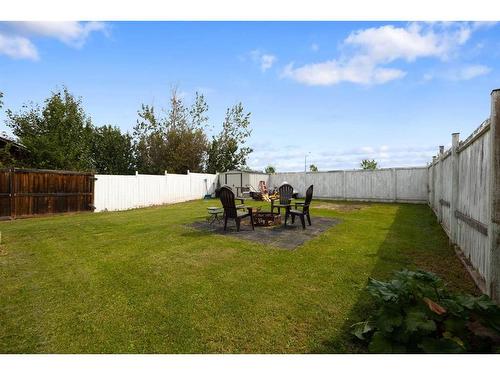 176 Cokerill Crescent, Fort Mcmurray, AB - Outdoor With Backyard