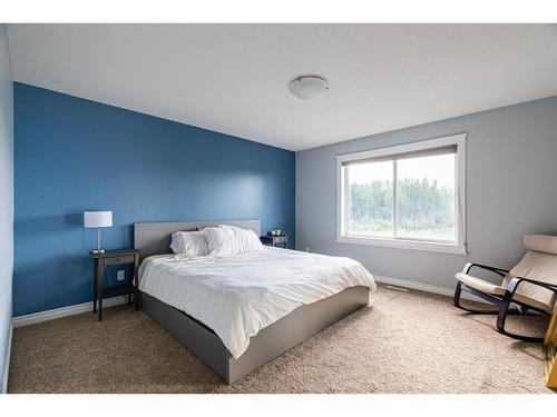 32-193 O'Coffey Crescent, Fort Mcmurray, AB - Indoor Photo Showing Bedroom