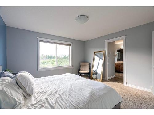 32-193 O'Coffey Crescent, Fort Mcmurray, AB - Indoor Photo Showing Bedroom