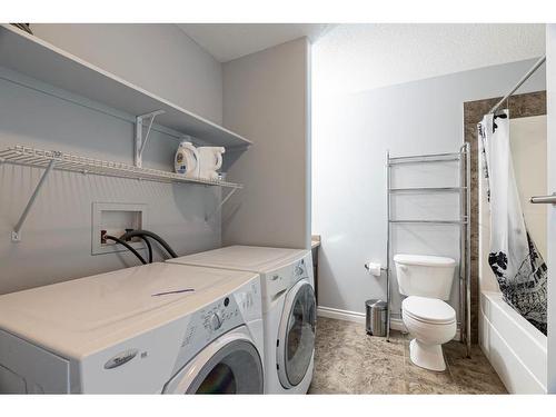 32-193 O'Coffey Crescent, Fort Mcmurray, AB - Indoor Photo Showing Laundry Room