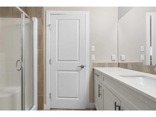 121 Collicott Drive, Fort Mcmurray, AB - Indoor Photo Showing Bathroom