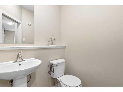 121 Collicott Drive, Fort Mcmurray, AB - Indoor Photo Showing Bathroom