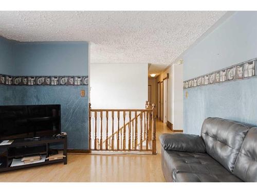 61 Alberta Drive, Fort Mcmurray, AB - Indoor