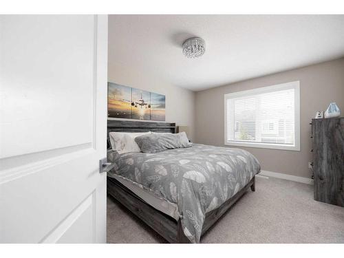 53-284 Shalestone Way, Fort Mcmurray, AB - Indoor Photo Showing Bedroom