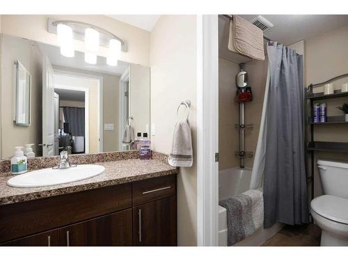 332-201 Abasand Drive, Fort Mcmurray, AB - Indoor Photo Showing Bathroom