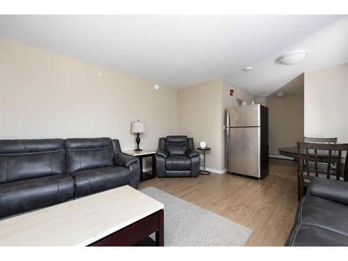 332-201 Abasand Drive, Fort Mcmurray, AB - Indoor Photo Showing Living Room