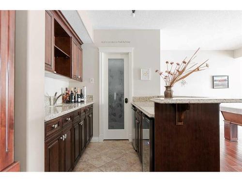 156 Wilson Drive, Fort Mcmurray, AB - Indoor Photo Showing Kitchen