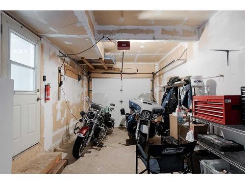 105 Graham Place, Fort Mcmurray, AB - Indoor Photo Showing Garage